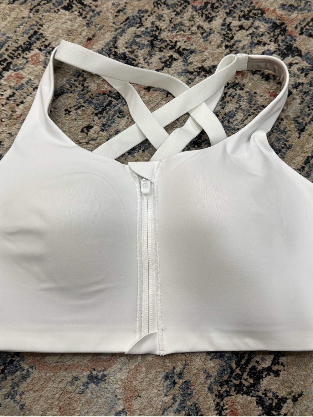 lululemon athletica White Front-Zip Crisscross Back Sports Bra 38C